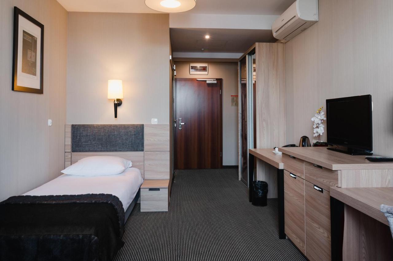 Focus Hotel Premium Έλμπλαγκ Εξωτερικό φωτογραφία