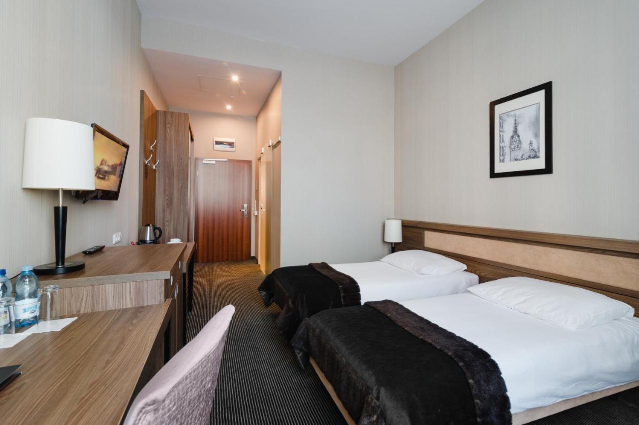 Focus Hotel Premium Έλμπλαγκ Εξωτερικό φωτογραφία